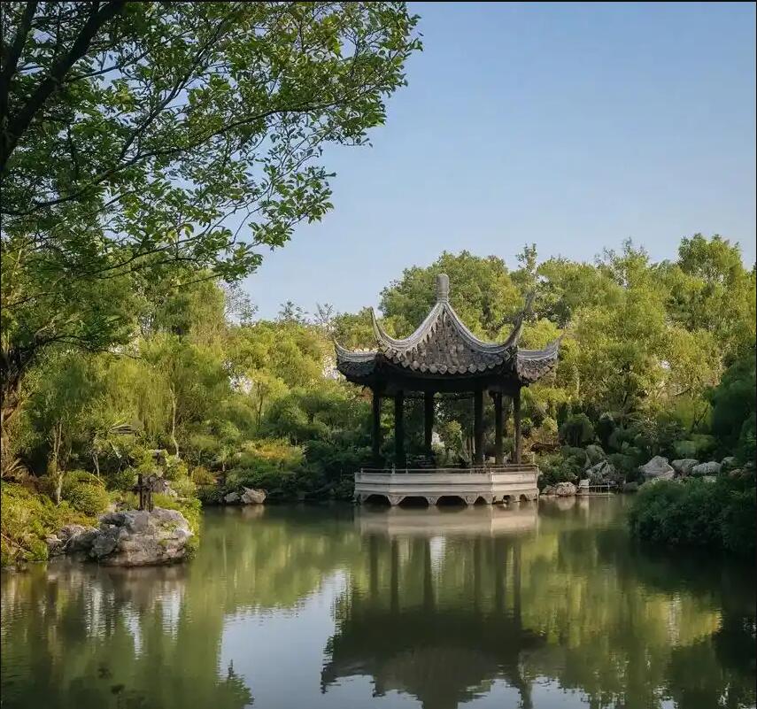 芦岛龙港尔芙土建有限公司